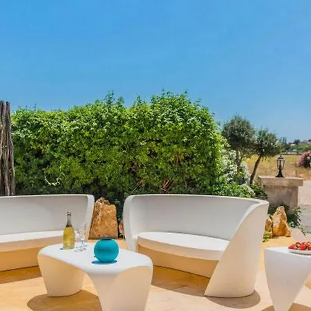Villa With Private Mountain Ideal Runners Trailers Near Approx 5 Min Walking Beach,property Belong Puerto And *